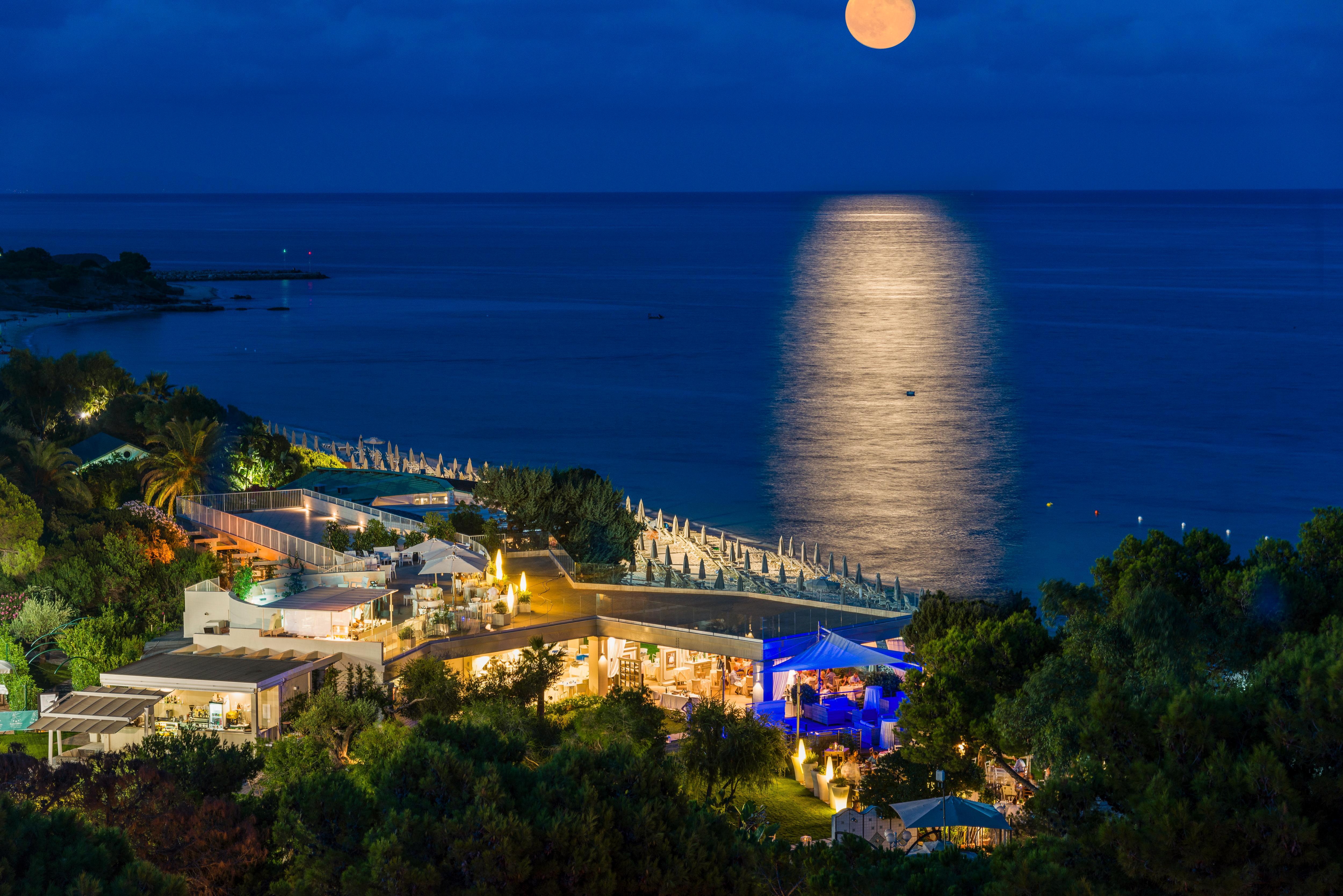 Forte Village Resort - Il Castello Santa Margherita di Pula Exterior foto