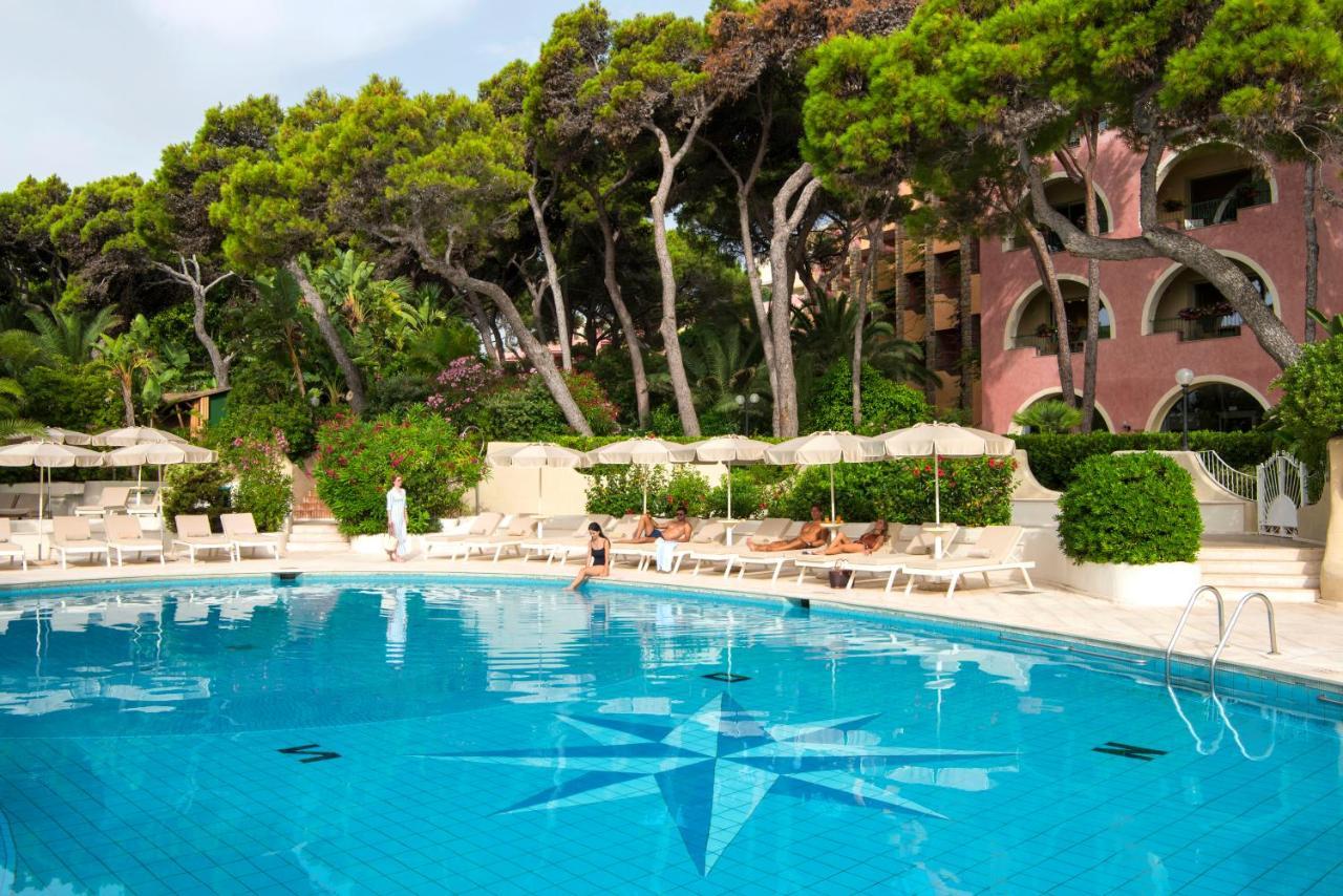 Forte Village Resort - Il Castello Santa Margherita di Pula Exterior foto